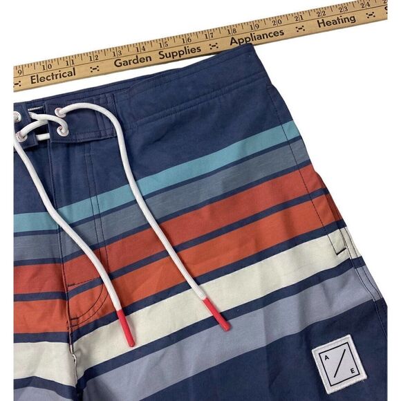 American Eagle Outfitters Board Shorts Large Blue / Mauve unlined NWOT‎ - Picture 4 of 10